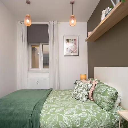 Stay By The Andrejsala Area With Free Parking And Reach The Old Town In 15 Min Walk Riga Buitenkant foto