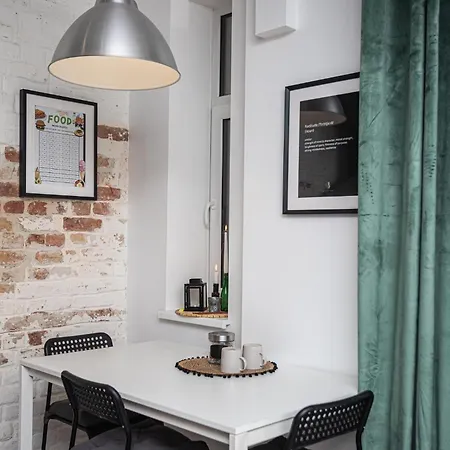 Stay By The Andrejsala Area With Free Parking And Reach The Old Town In 15 Min Walk Riga Buitenkant foto