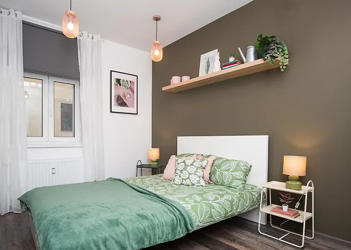 Stay By The Andrejsala Area With Free Parking And Reach The Old Town In 15 Min Walk