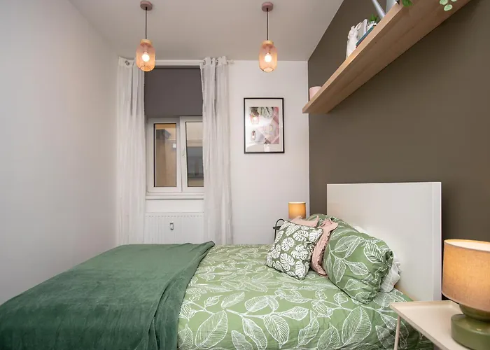 Stay By The Andrejsala Area With Free Parking And Reach The Old Town In 15 Min Walk