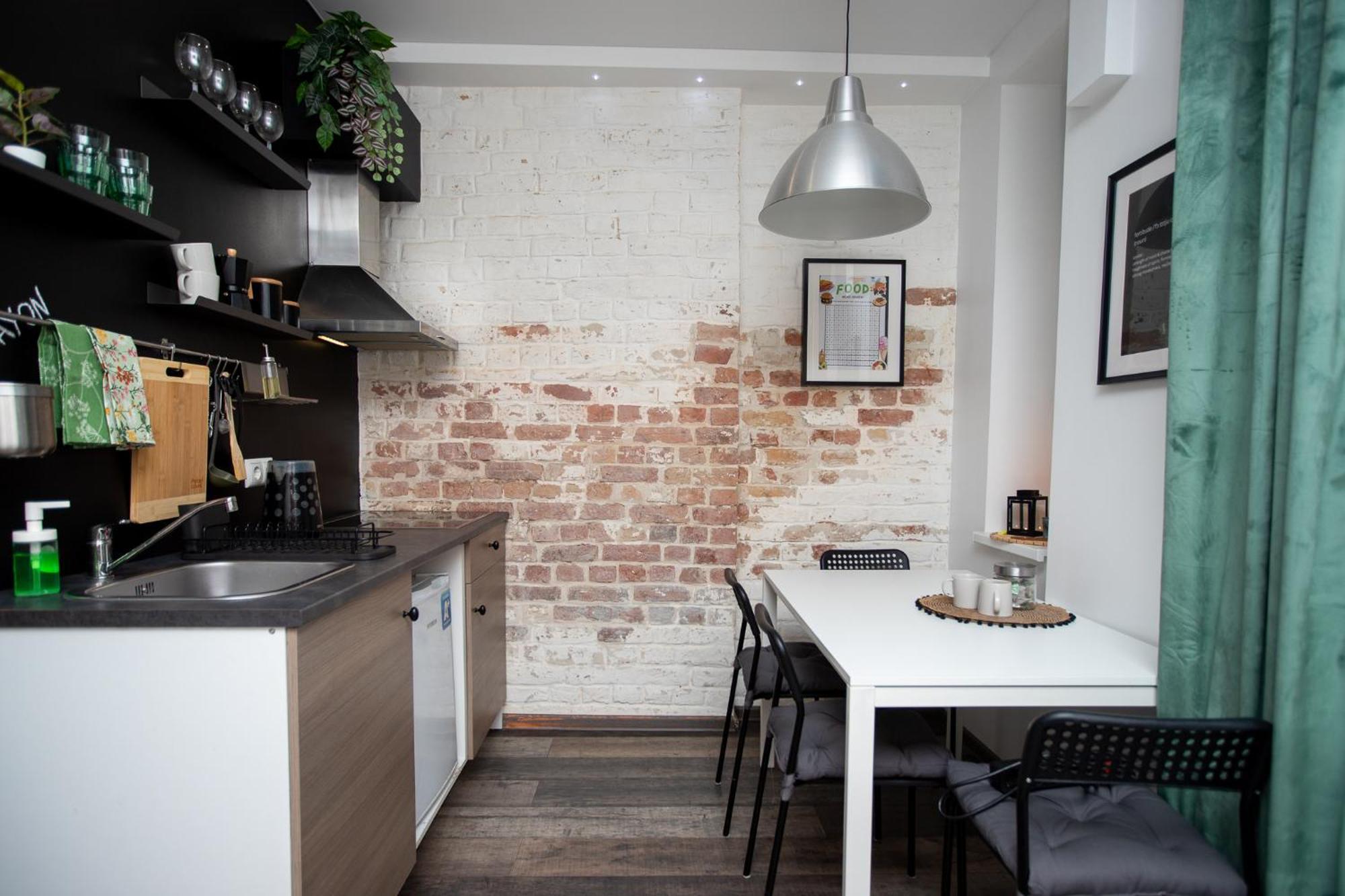By The Andrejsala Area With Free Parking And Reach The Old Town In 15 Min Walk Riga