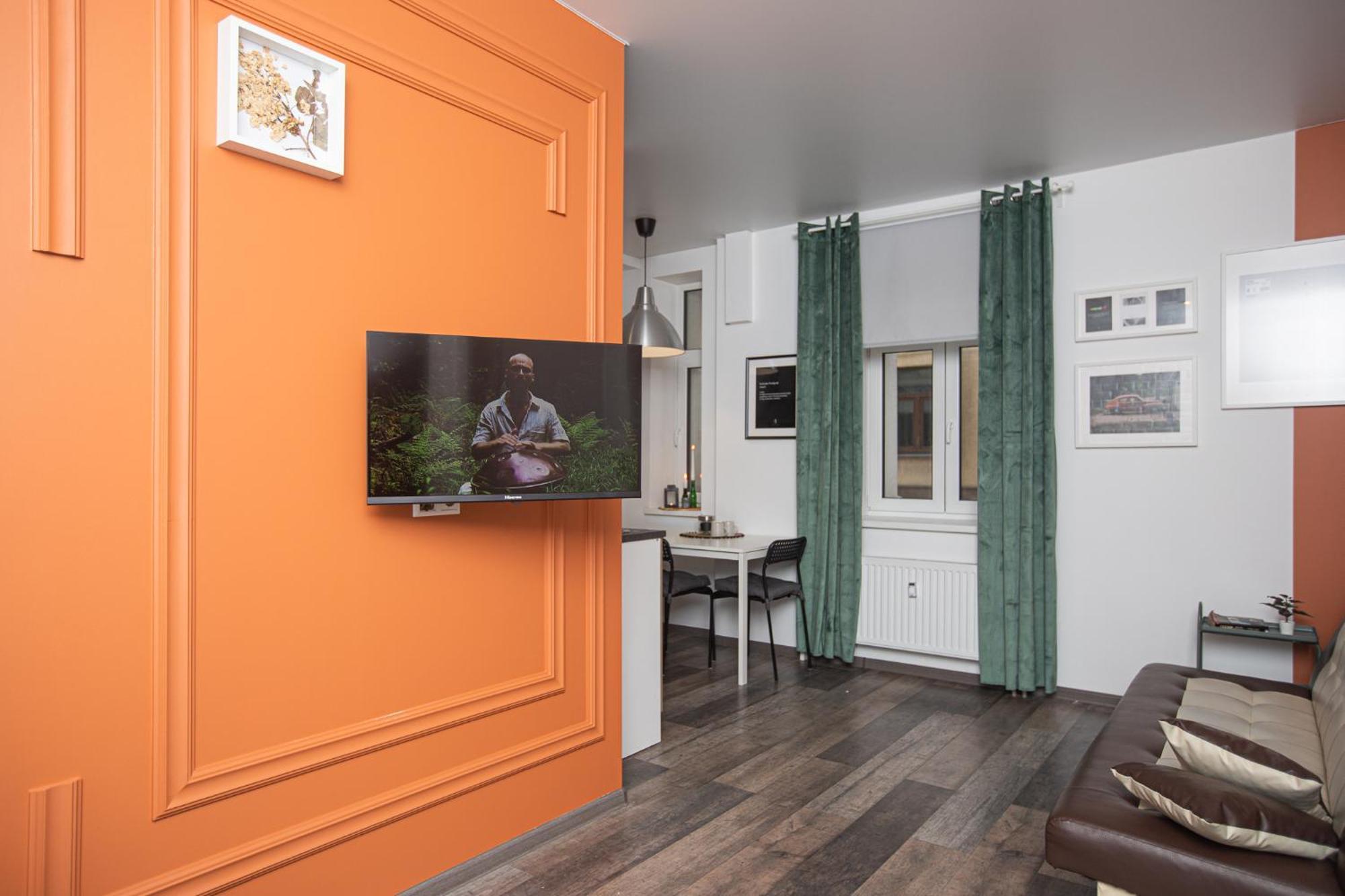 Appartement By The Andrejsala Area With Free Parking And Reach The Old Town In 15 Min Walk *