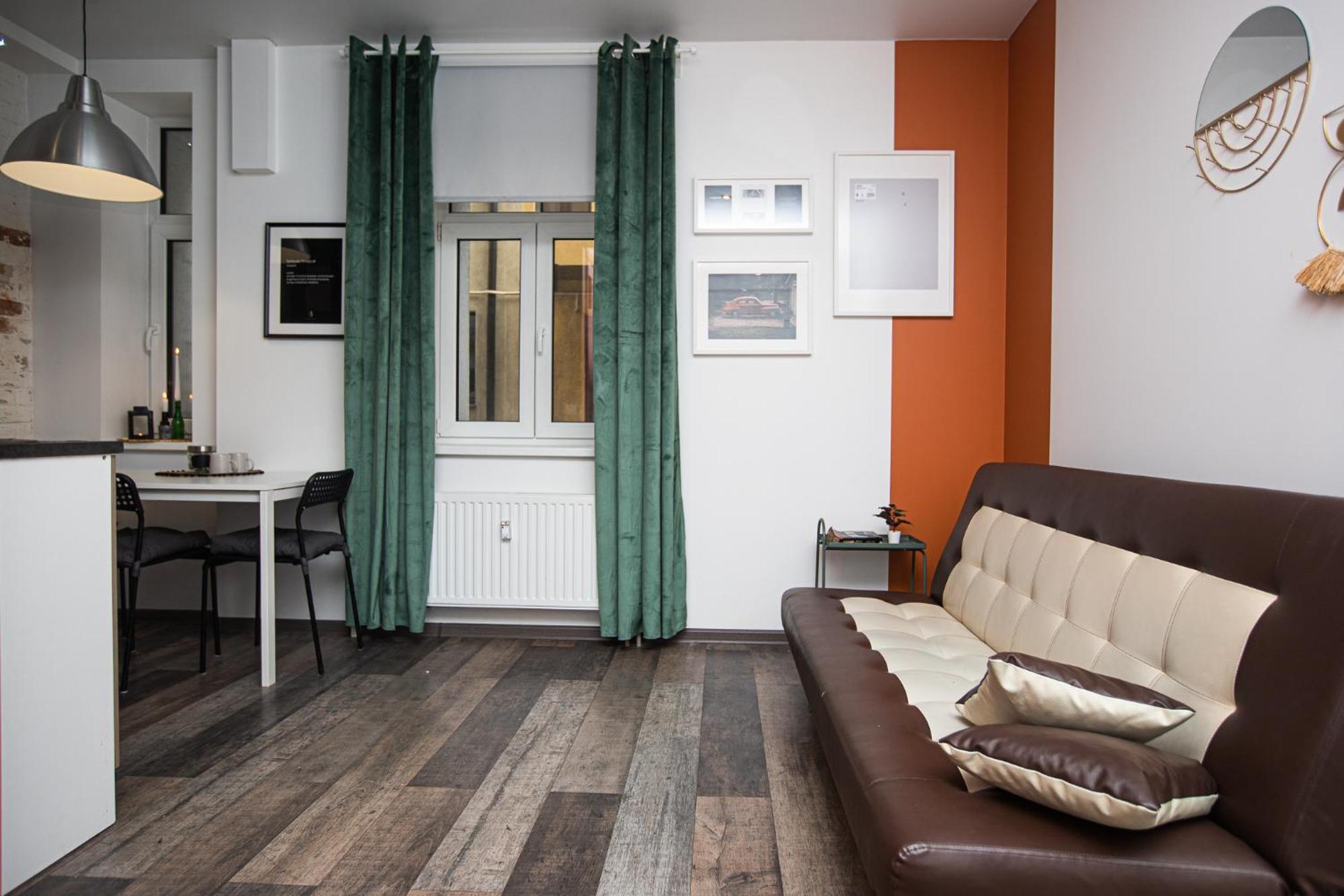 By The Andrejsala Area With Free Parking And Reach The Old Town In 15 Min Walk Riga